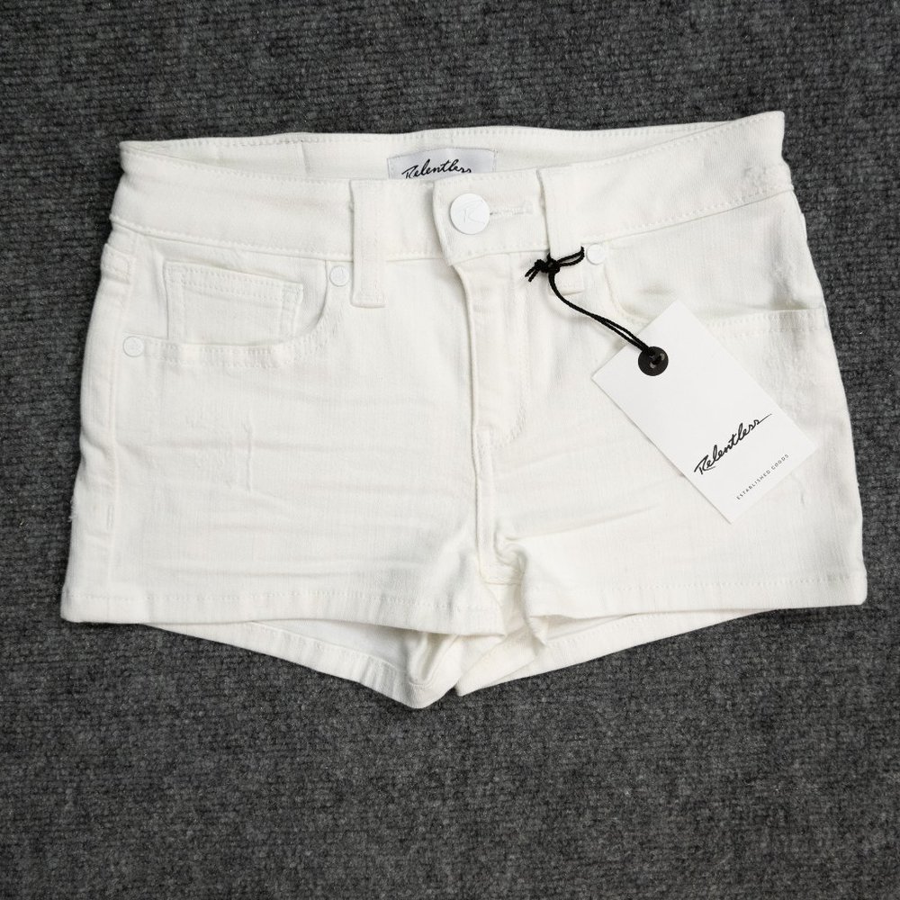 NEW RELENTLESS white stretch shorts size 22 (25" waist)